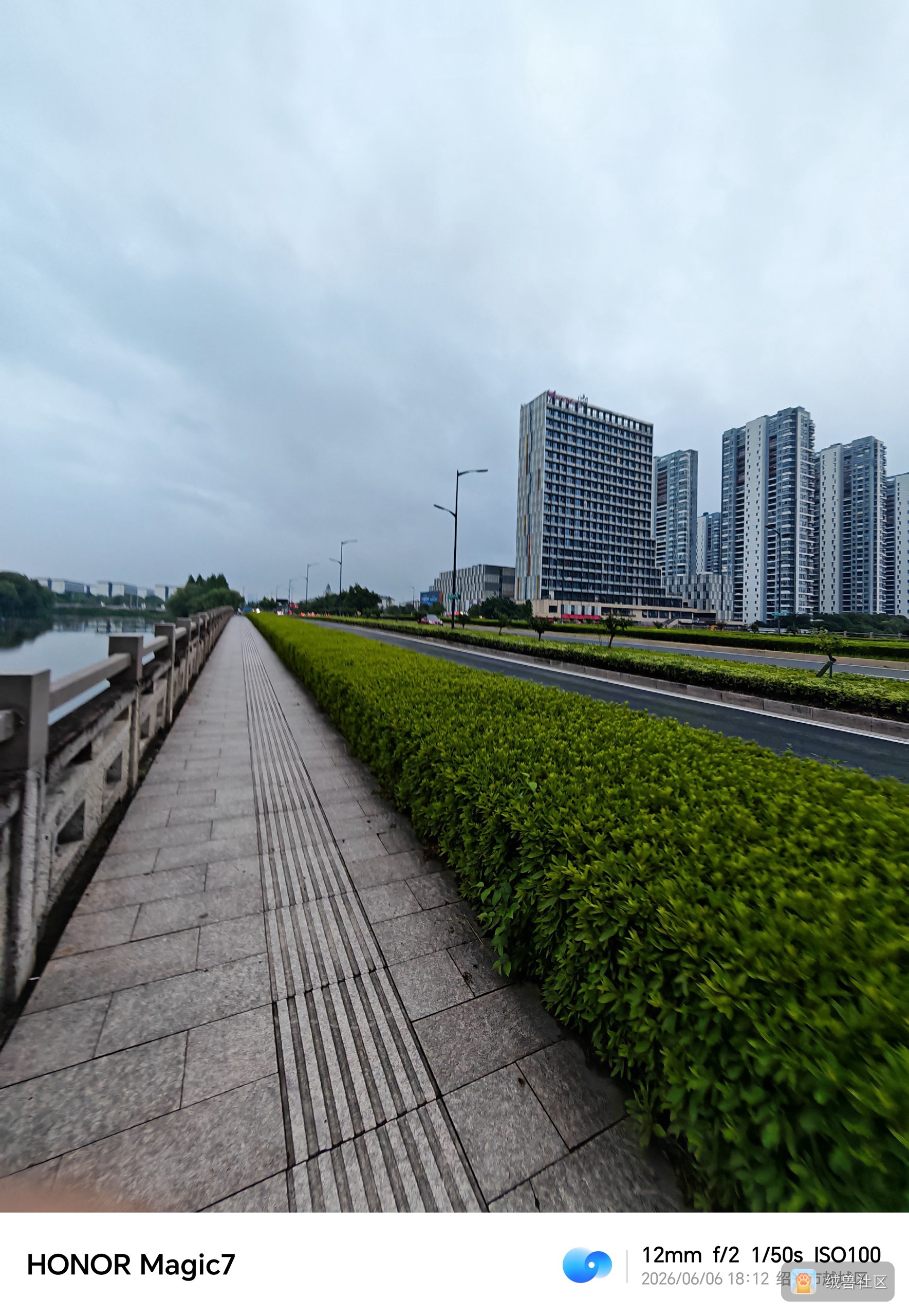 小帅锅在绒兽社区发布的公开动态图片