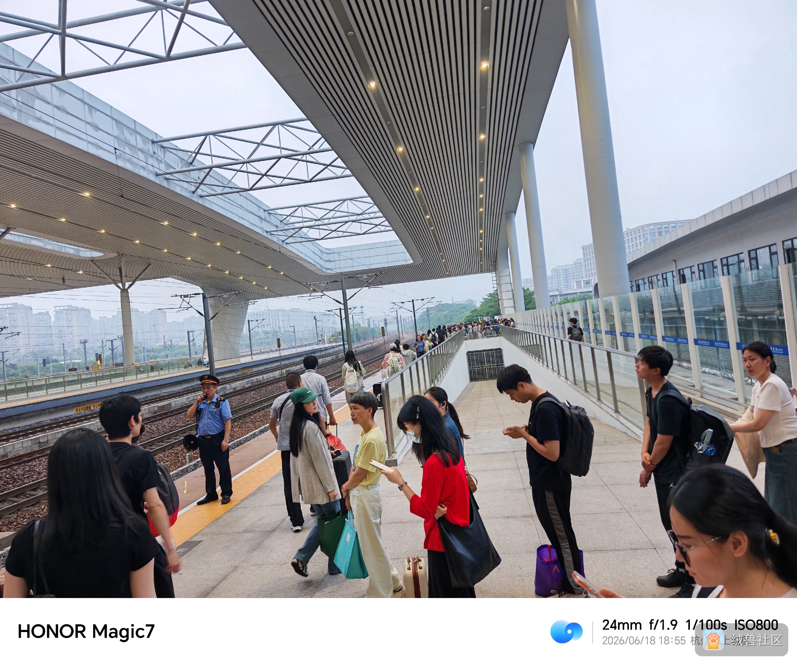 小帅锅在绒兽社区发布的公开动态图片